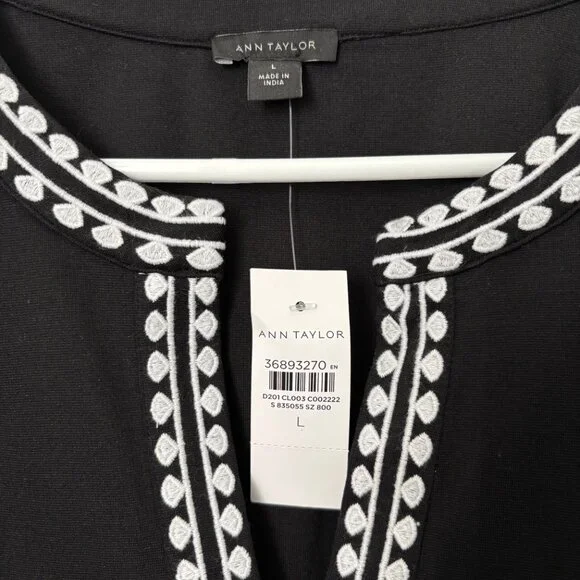 Ann Taylor, Embroidered Split Neck Top, Size Large, NWT - Picture 4 of 4